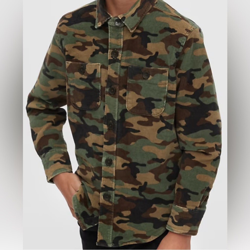 GAP Kids Camouflage Jacket size 4T. Excellent condition
